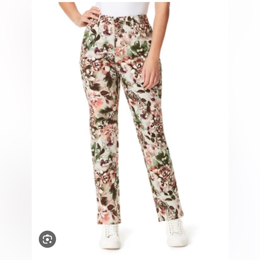 Gloria Vanderbilt Floral Print high-rise Jeans, Amanda Style, Women’s Petite 10